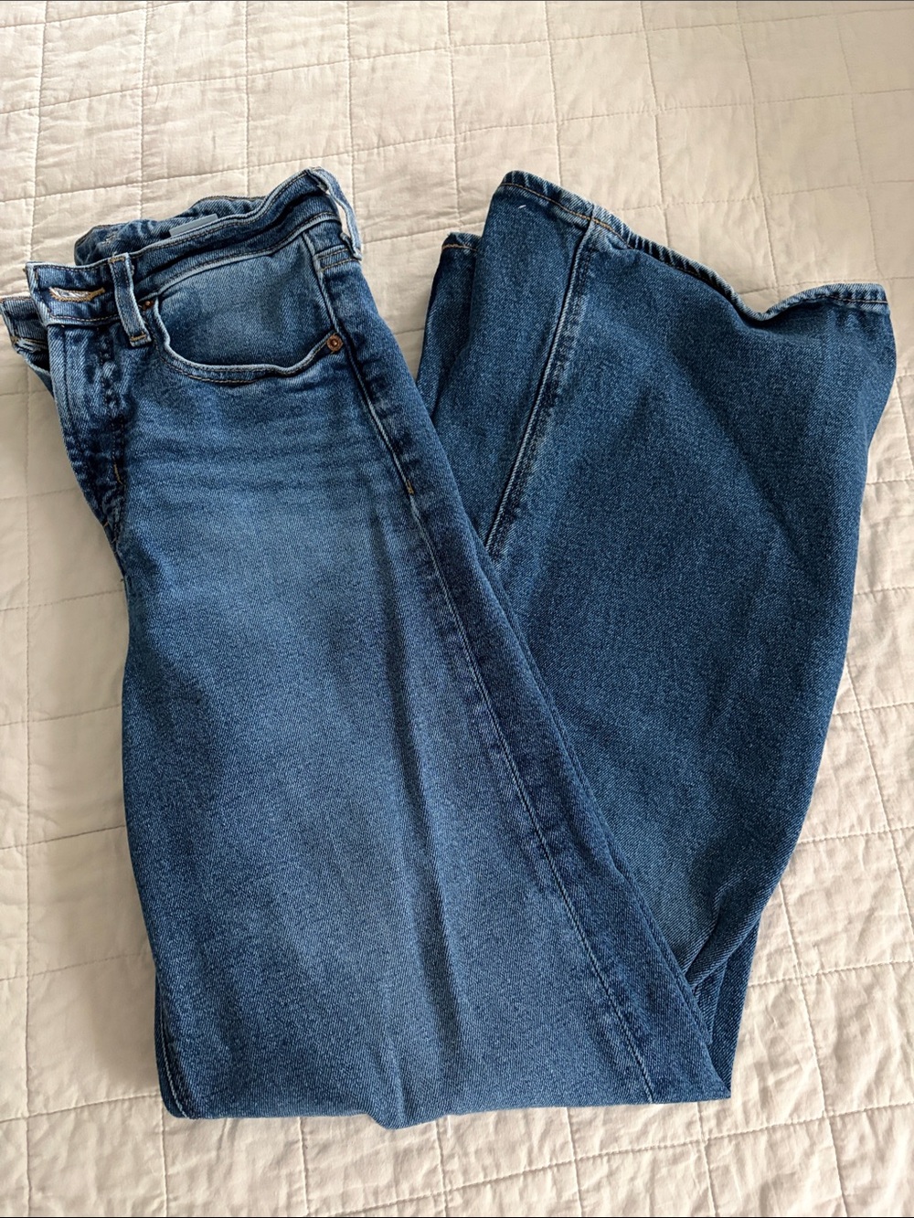 Old Navy Medium Blue ski-hi wide leg Jeans
